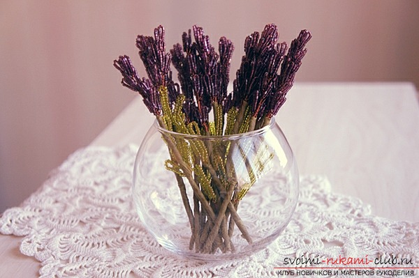 A bouquet of lavender from beads. Photo Number 9