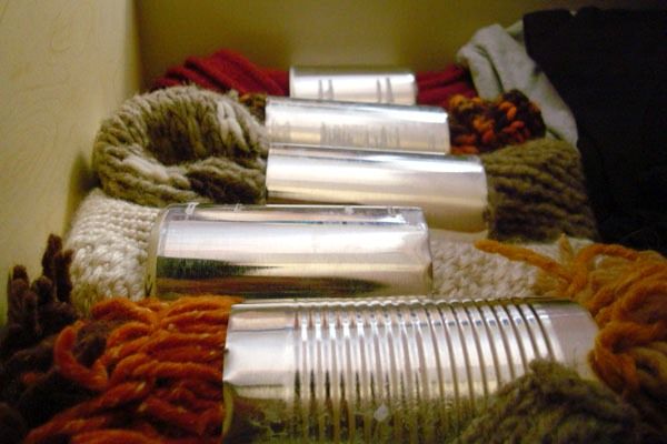 how to use tin cans - organizer for scarves from tin cans