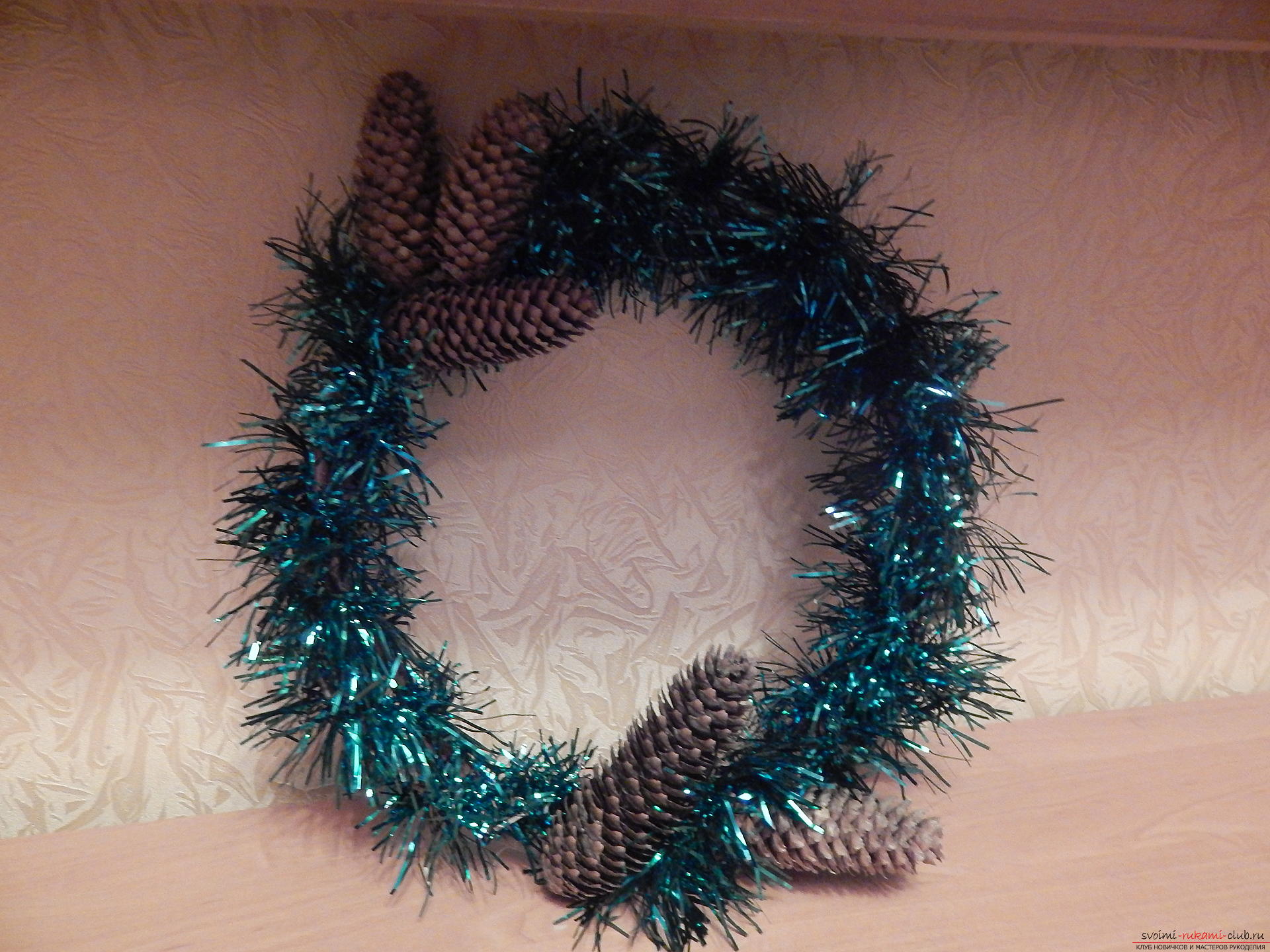 Christmas wreath with your own hands. Master Class. Photo Number 9