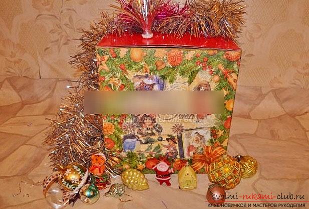 Decoupage of a Christmas gift box for Christmas presents - a master class. Photo №1