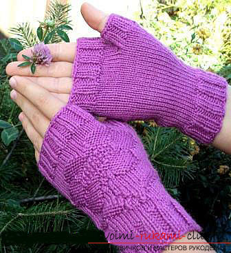 We knit beautiful mittens with our own hands. Photo №7