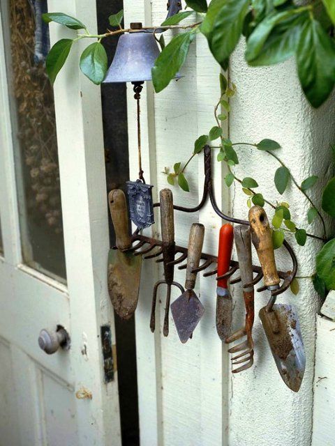 граблі для садових інструментів