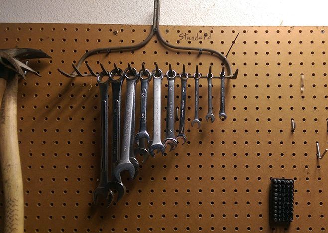 rake - hanger for spanners