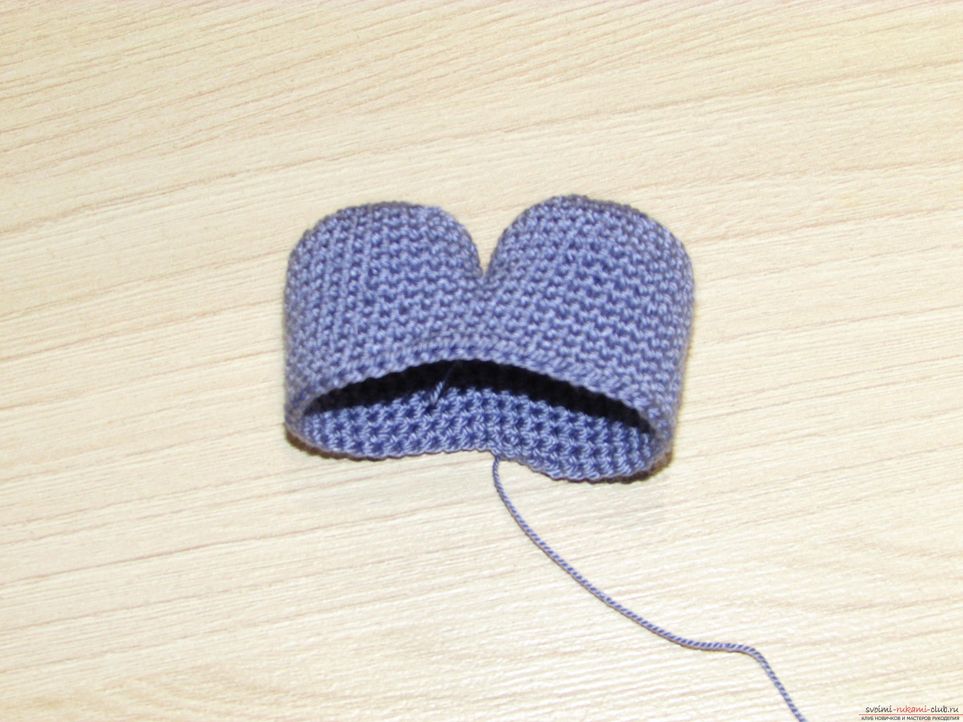 This master class on crochet will teach you how to make a heart charm with your own hands .. Photo # 4