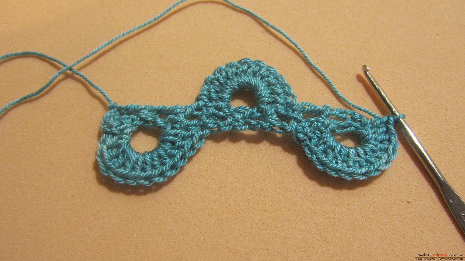The master class will tell you in detail about crochet work on an openwork scarf. Photo Number 21