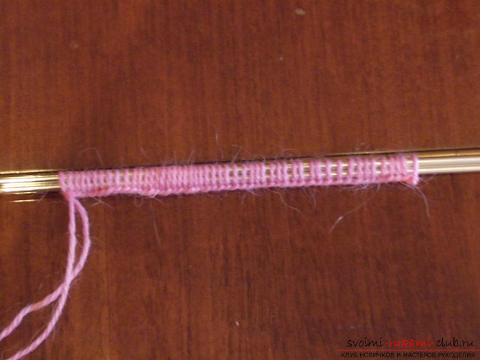We knit socks with a suture for beginners. Photo # 2