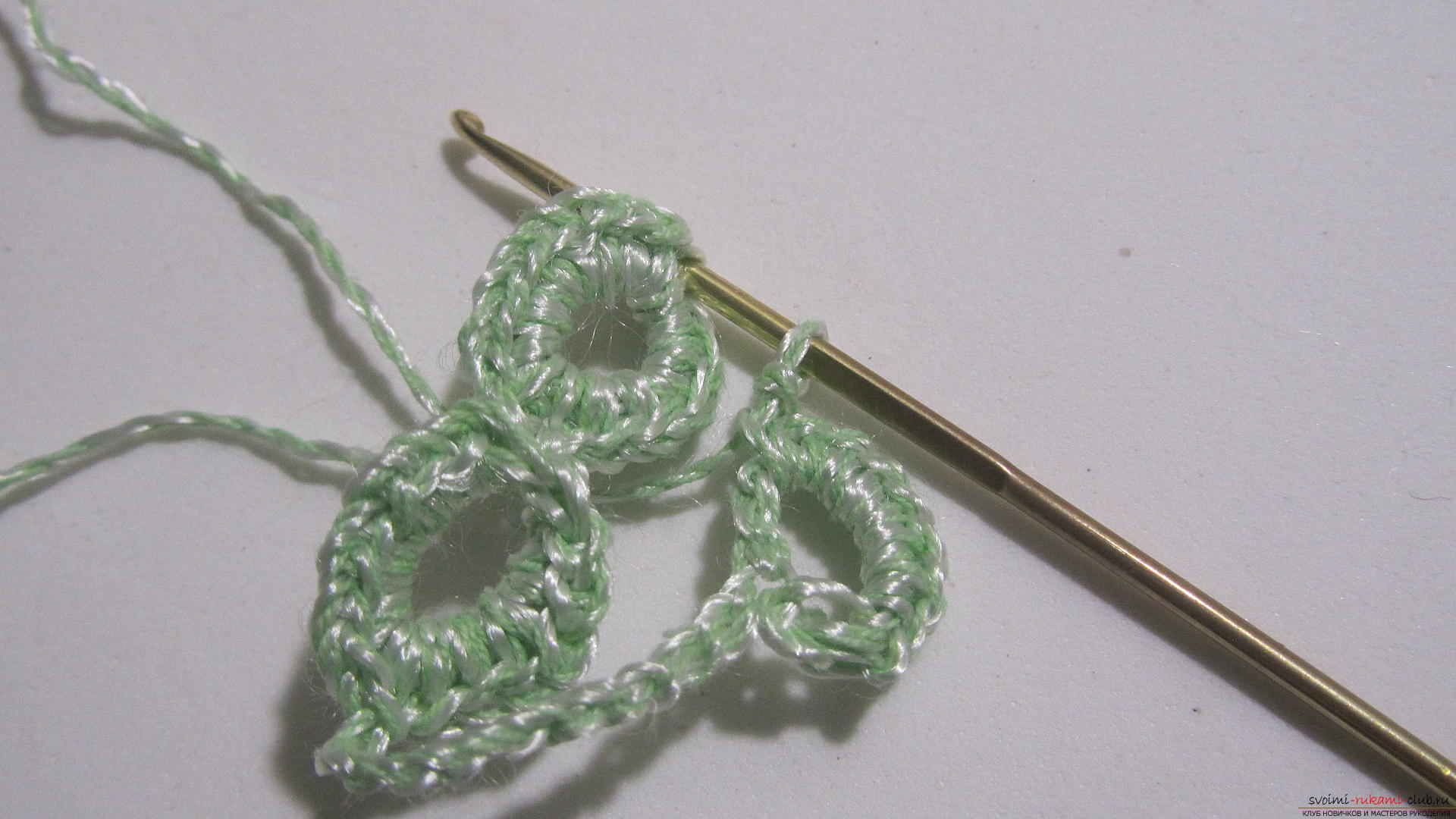 This master class will tell you how to create a crocheted knitted braid in the technique of ribbon lace. Photo Number 11