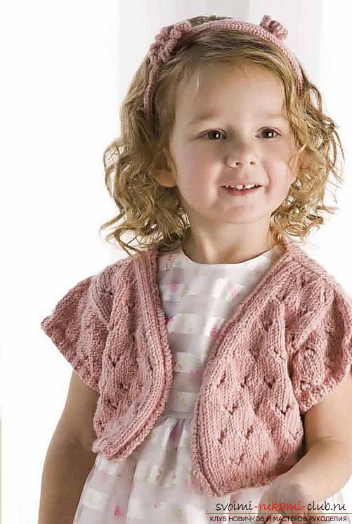knitted bolero knitting needles for a girl. Photo №4