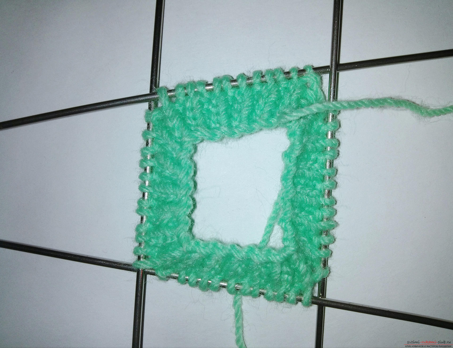 This master class on knitting for beginners will tell you how to learn to knit mittens .. Photo # 2