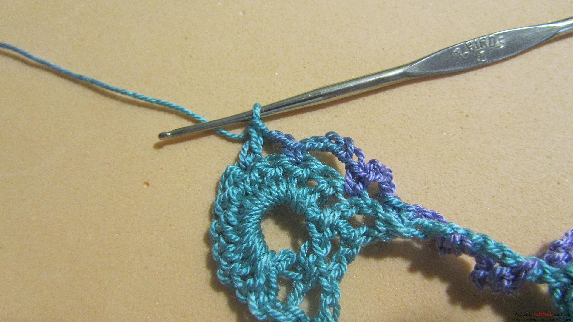 The master class will tell you in detail about crochet work on an openwork scarf. Photo Number 43