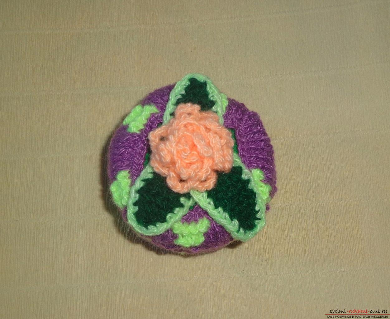 This master class of crochet crochet contains a rose pattern and a description of knitting .. Photo # 33