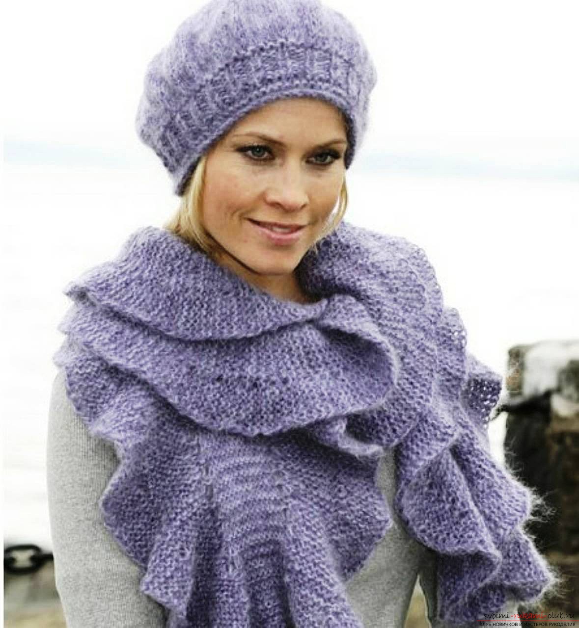 knitted women's scarf with a pattern of rhombuses and braids. Photo №4