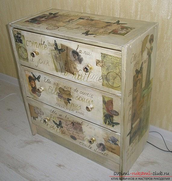 Decoupage of furniture - text decoration. Picture №3