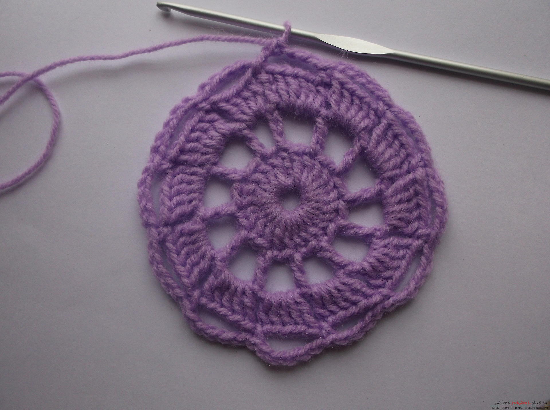 Photo at the lesson on knitting crocheted openwork small napkins. Photo №5