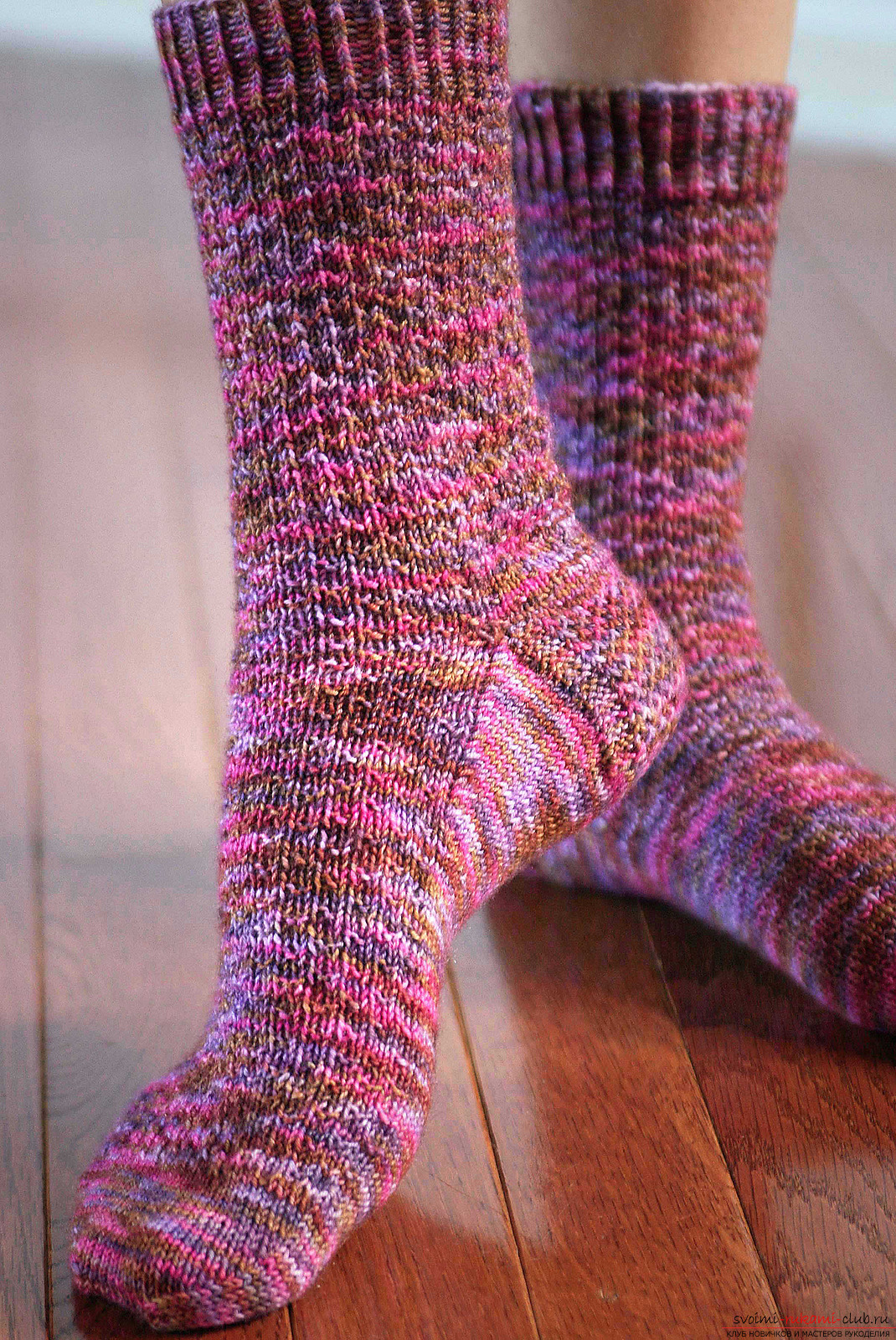 seamless socks with two spokes. Picture №3