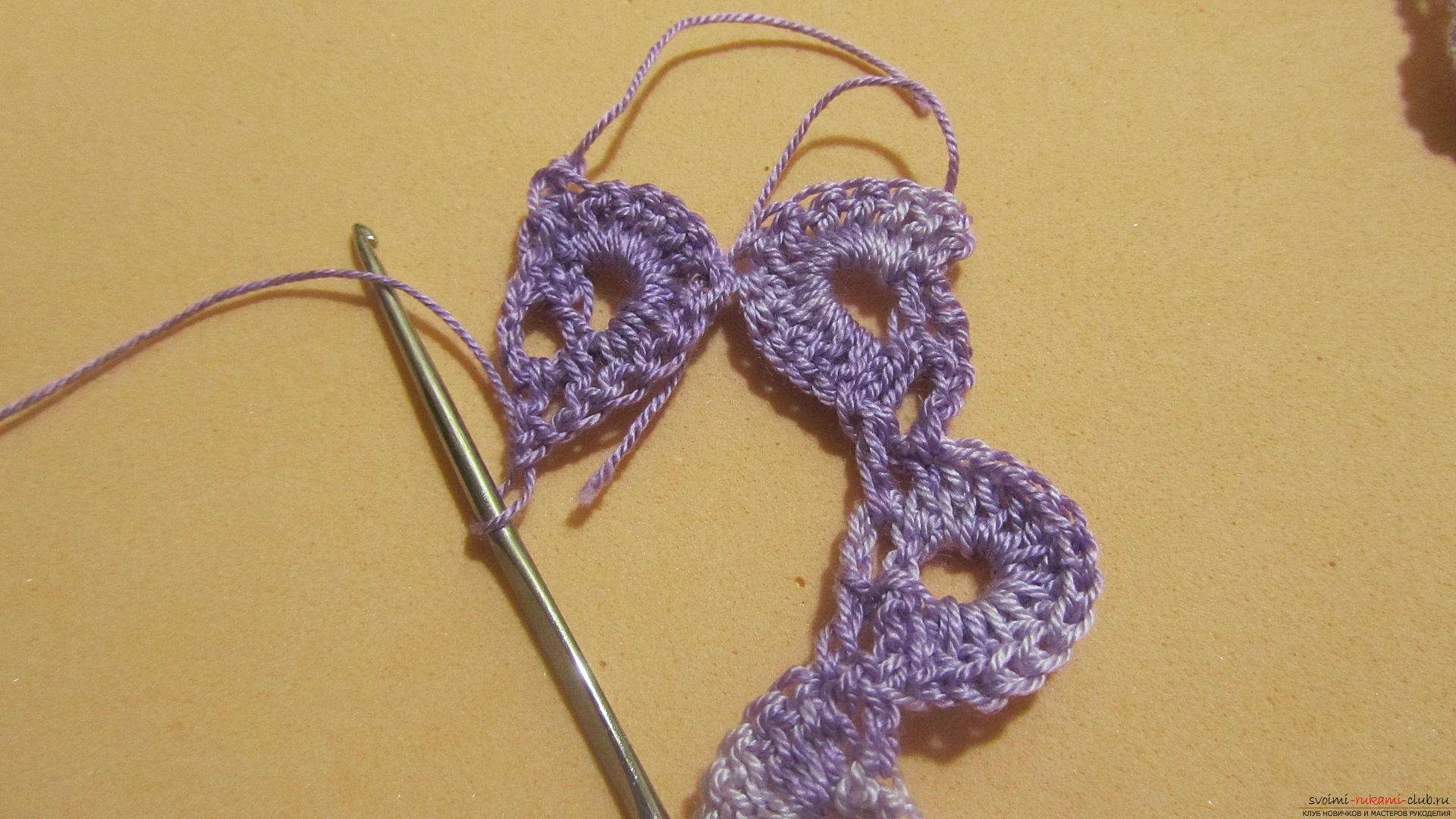 The master class will tell you in detail about crochet work on an openwork scarf. Photo №27