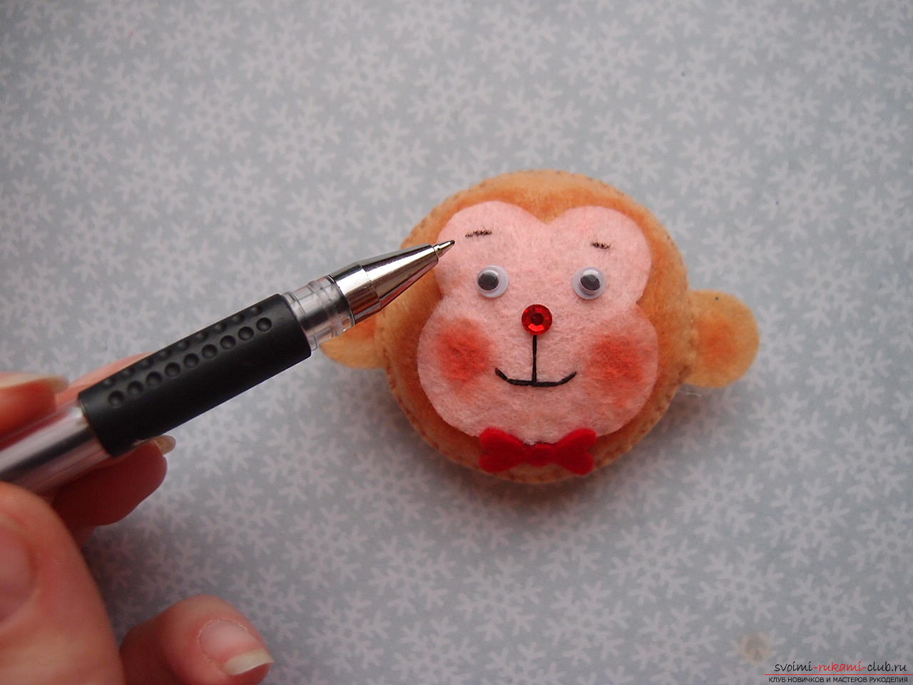 This master class will teach how to make a toy out of felt - a monkey .. Photo №15