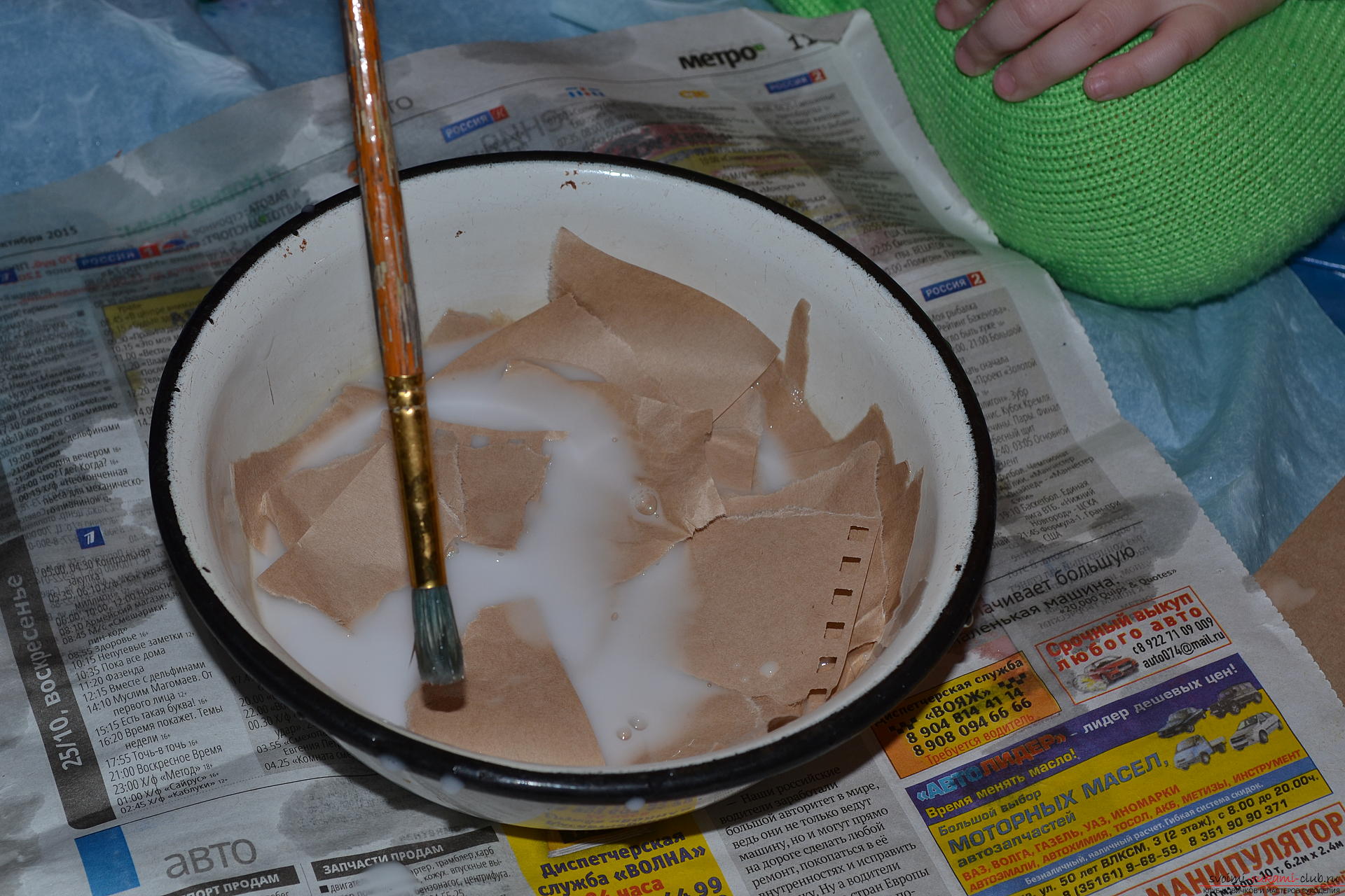 This master class will teach you how to make your own hand-made papier-mache. Picture №10