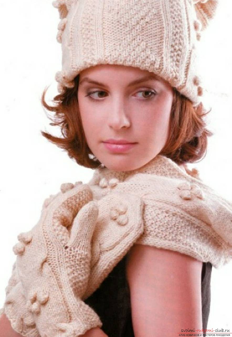 knitted with a knitting sweater of thick yarn. Photo №5