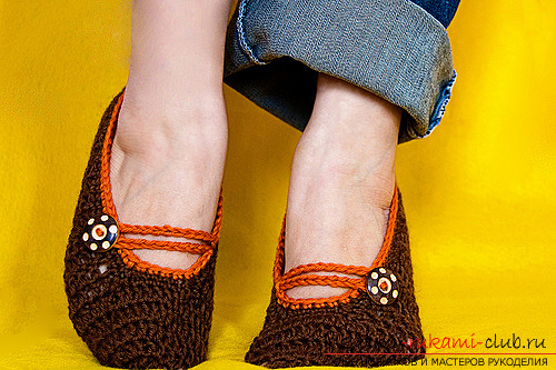 Warm and comfortable tracks, crocheted. Photo №1