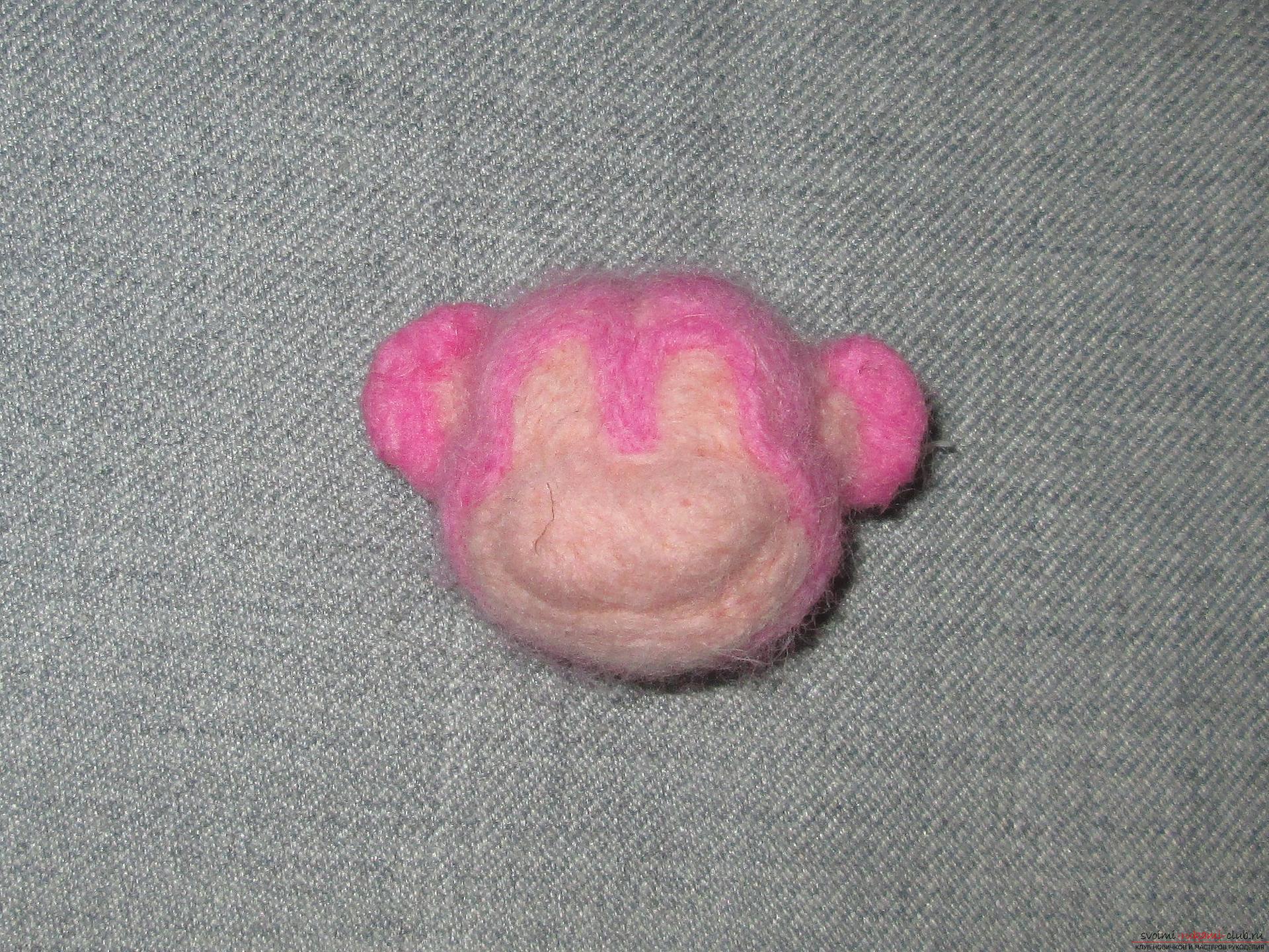This master class felting out of wool will help make a toy monkey with your own hands. Photo number 17