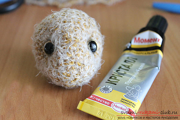 We learn to knit an Amigurumi crochet hook with a photo and a detailed description. Photo №13
