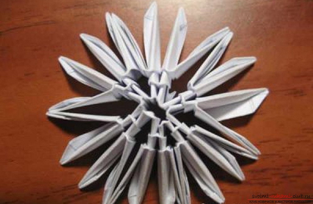 Modular origami snowflake. Photo Number 14