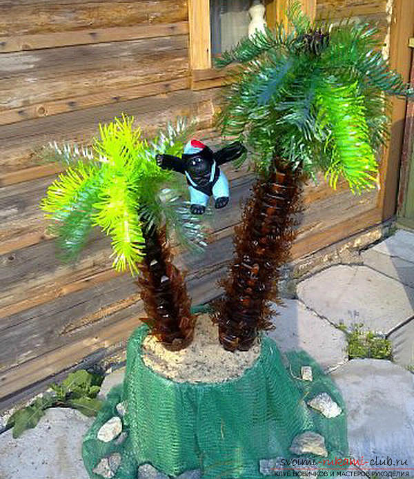 Crafts from plastic bottles, an odd job for the garden with their own hands, how to make a palm from plastic bottles with their own hands, step-by-step instructions explaining the photos .. Photo №17