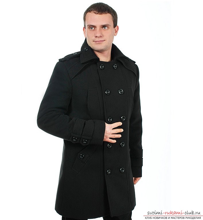 Hoe je een elegante en stijlvolle jas kunt naaien voor een man in een patroon in zijn eentje. Volgorde van acties en advies van professionals. Foto №1