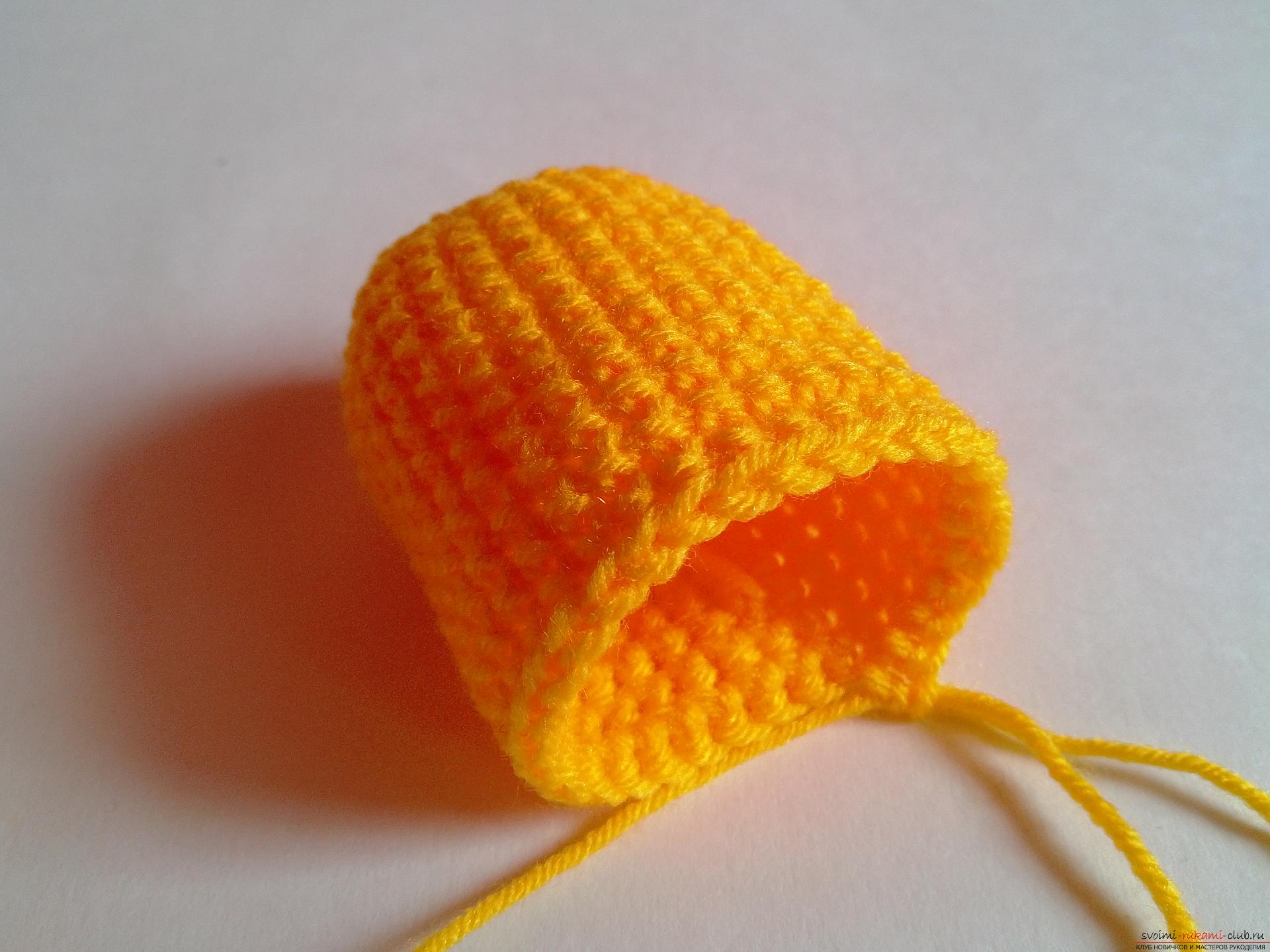 A master class with detailed photos and a step-by-step description will teach you how to crochet a minion toy. Photo # 2