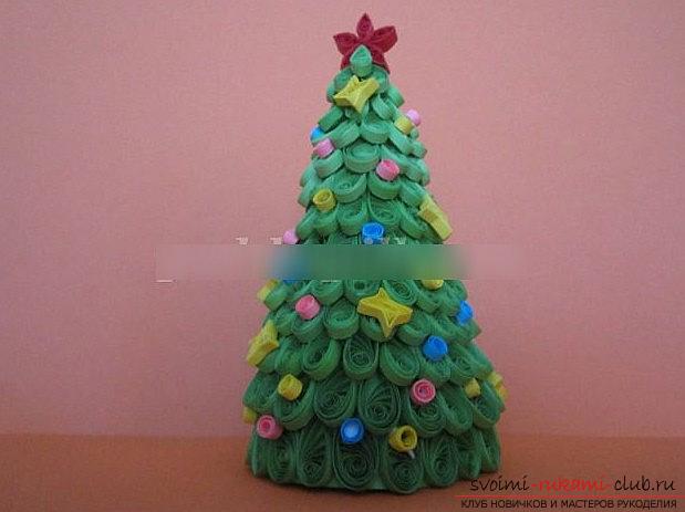 Quilling of a New Year's tree by own hands - technique and a master class. Photo №7