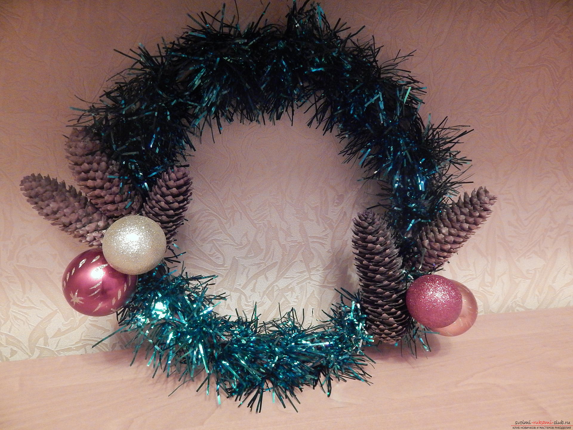 Christmas wreath with your own hands. Master Class. Photo №13