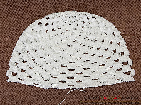 A beautiful cap for a girl crocheted by her own hands. Picture №10