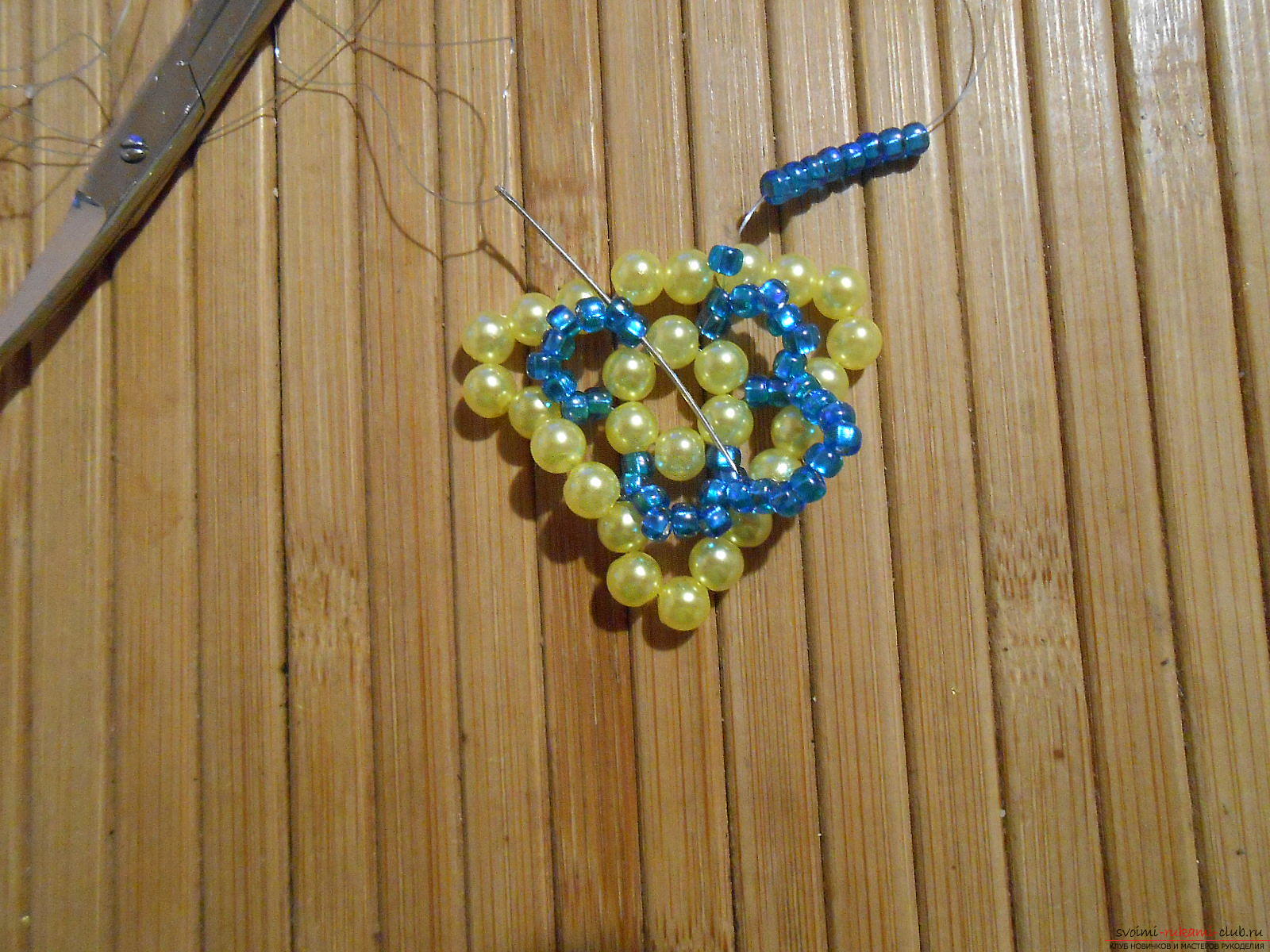 This master class of weaving from beads will tell you how to weave the earrings yourself. Photo # 15