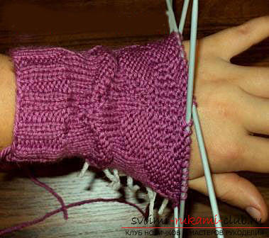 We knit beautiful mittens with our own hands. Picture №3