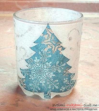 We turn a glass into a candlestick with the help of decoupage - a New Year's master class. Photo №4