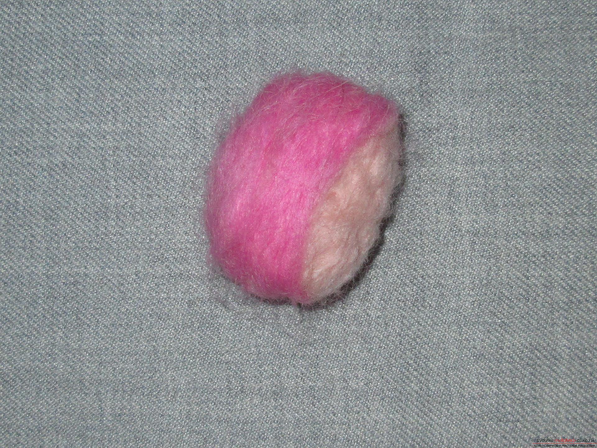 This master class felting out of wool will help make a toy monkey with your own hands. Photo number 12