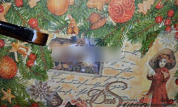 Decoupage of a Christmas gift box for Christmas presents - a master class. Photo №6
