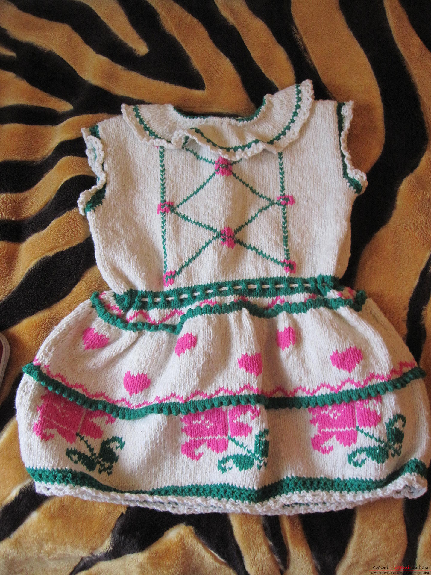 Knitted baby clothes. Picture №3