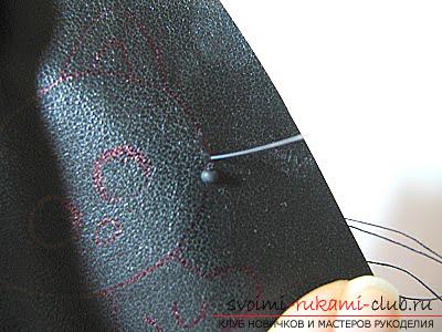 We learn to embroider a brooch on photos and schemes. Photo №6