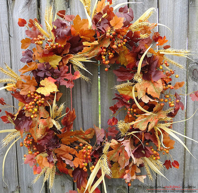Making of autumn wreaths from leaves .. Photo №5