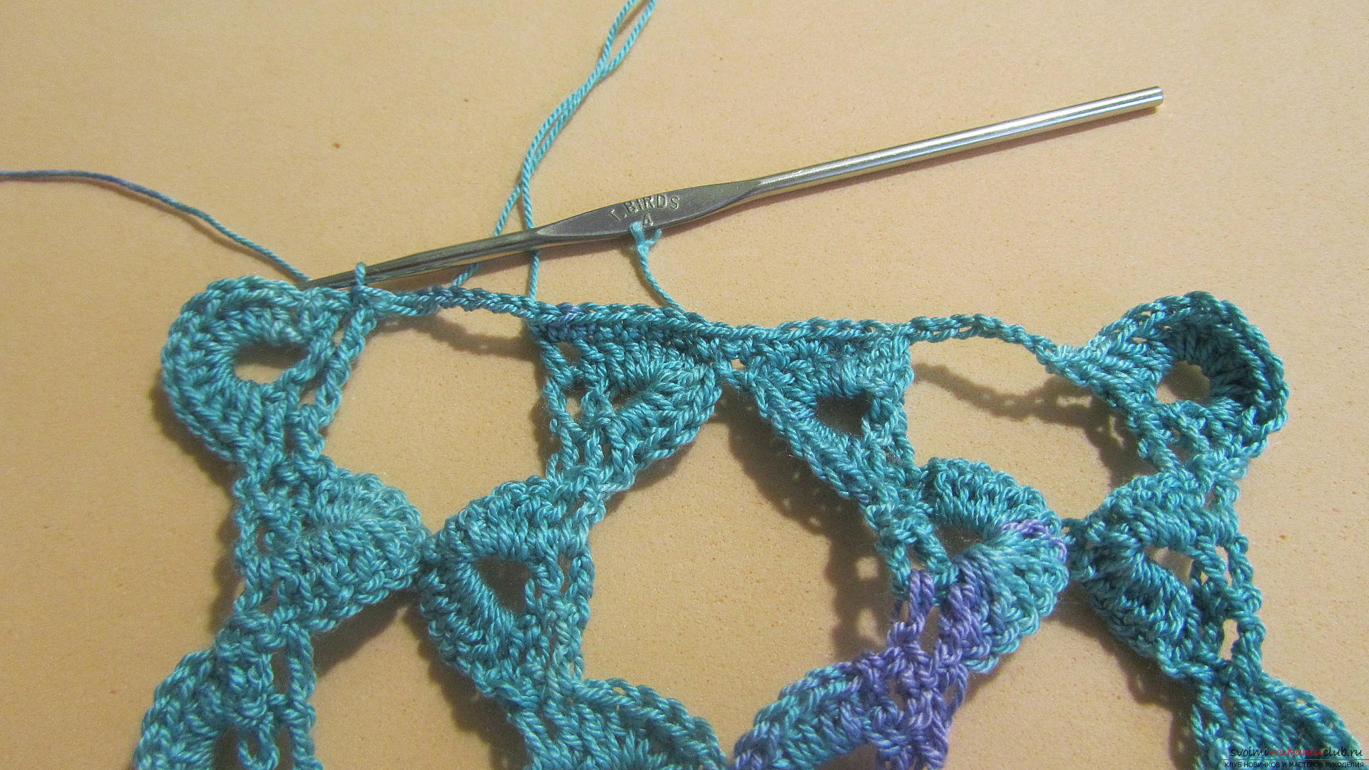 The master class will tell you in detail about crochet work on an openwork scarf. Photo number 36