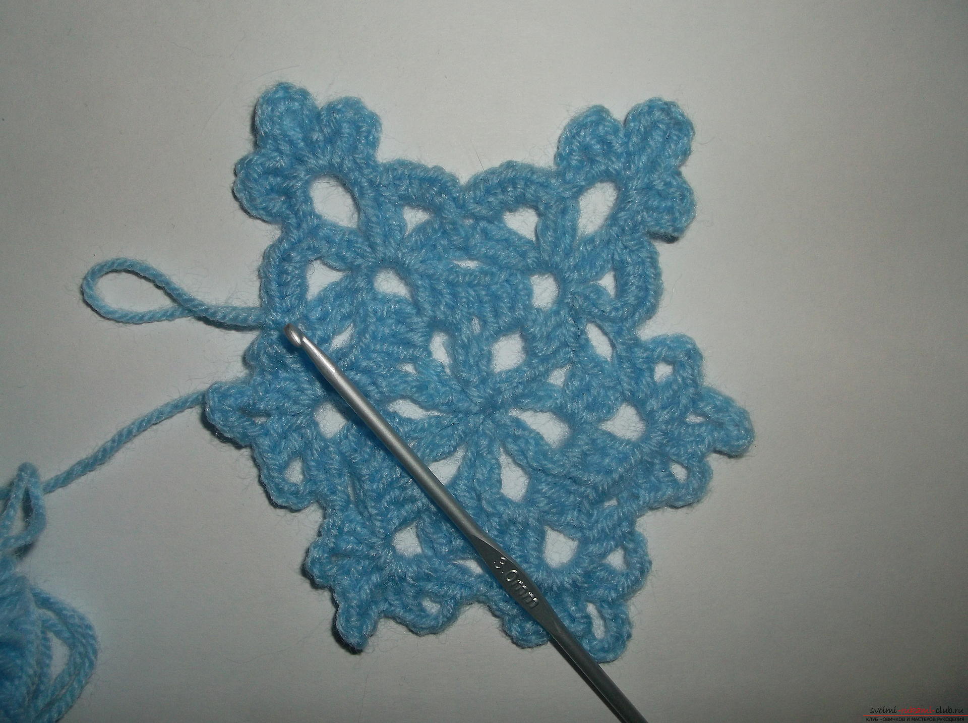 Photo to a lesson on crocheting snowflakes and napkins. Photo Number 9