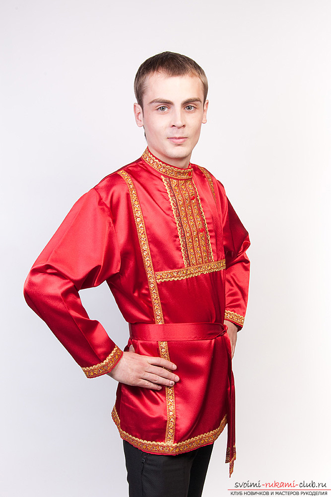 Hoe een traditioneel Russisch shirt in een patroon te naaien. Stapsgewijze creatie van het element van het Russische volkskostuum met hun eigen handen. Foto №1
