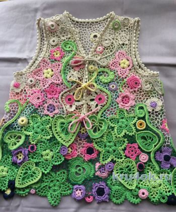 Bolero for a girl crocheted, the work of Lyudmila Maksyutova