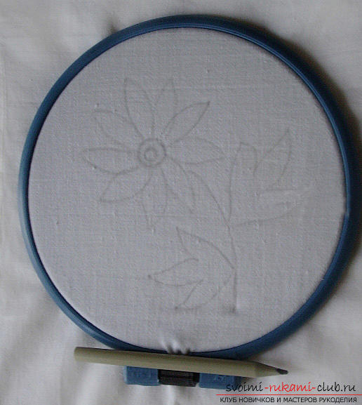 Embroidery smooth chamomile according to the scheme. Picture №3