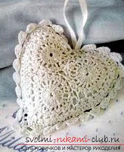 How to tie a pillow crochet, charts and a detailed description of the work, photos of finished products .. Photo # 16