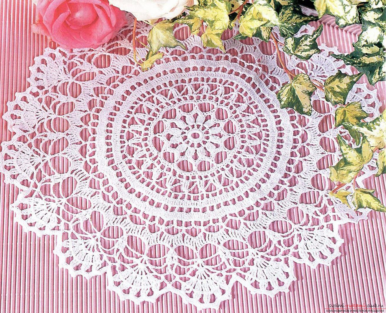 crocheted beautiful napkin for home. Picture №3