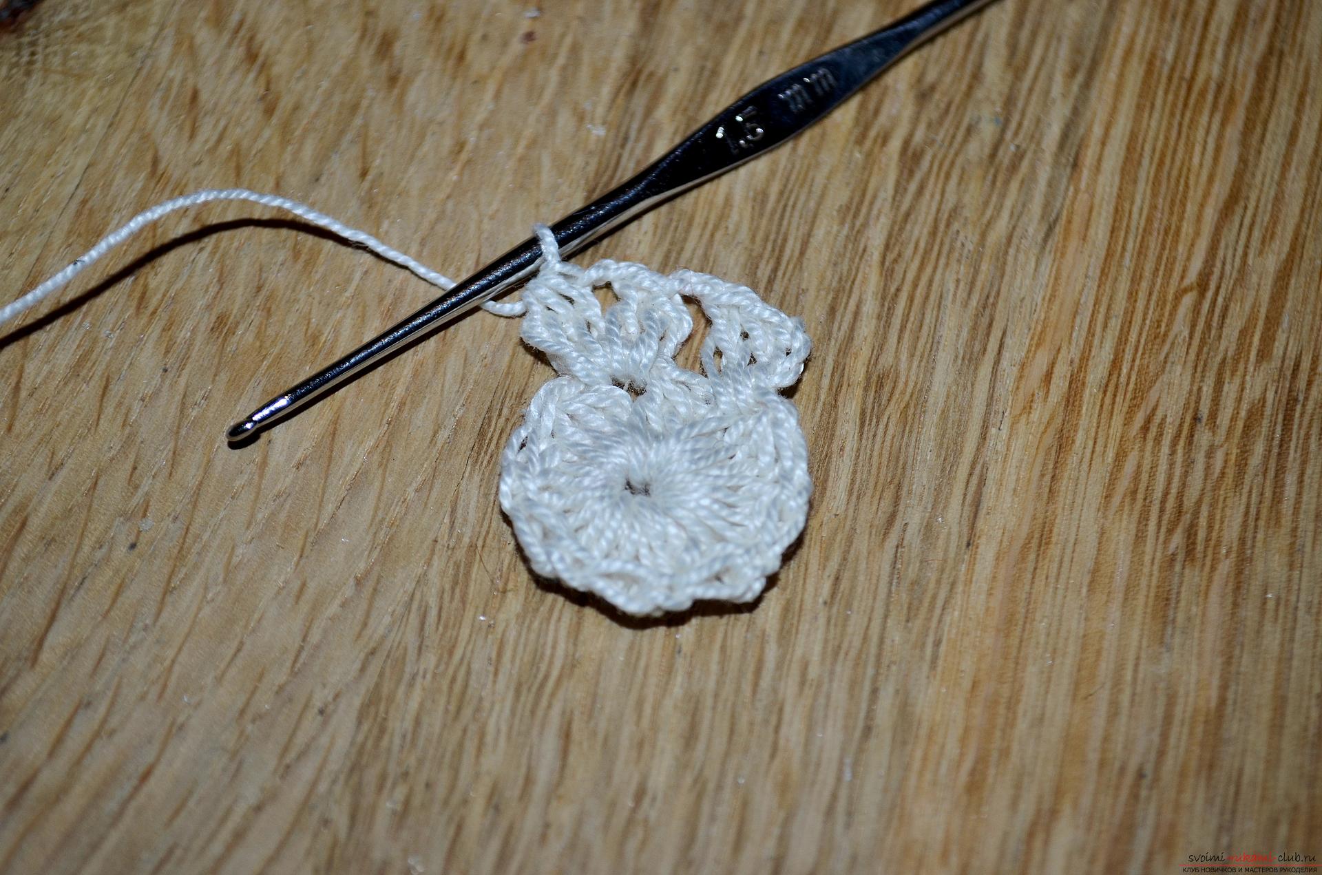 A crocheting lesson for the original cushion-needle bed with step-by-step recommendations and photos. Photo №6