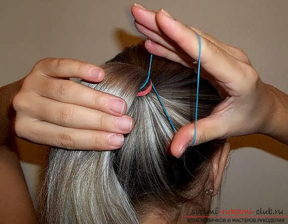 Masterclasses to create fashionable hairstyles on medium-length hair with their own hands for 5 minutes. Photo number 12